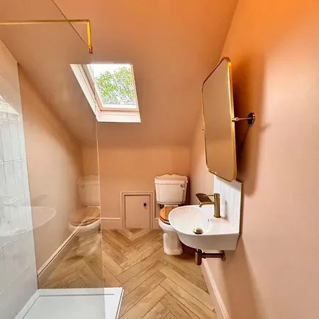 Stunning 5bed House With Cosy Outdoor Spaces Apartment