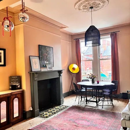 Apartment Stunning 5bed House With Cosy Outdoor Spaces