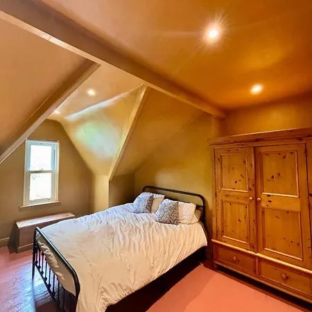 Stunning 5bed House With Cosy Outdoor Spaces Apartment