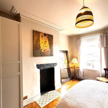 Stunning 5bed House With Cosy Outdoor Spaces